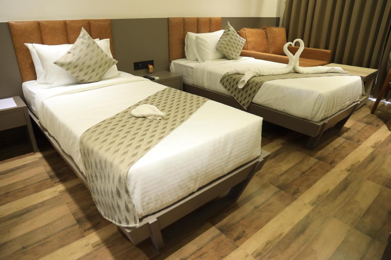 Krown Palace Resort 실바사 외부 사진