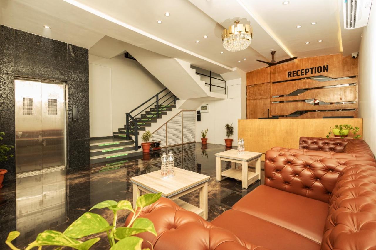 Krown Palace Resort 실바사 외부 사진