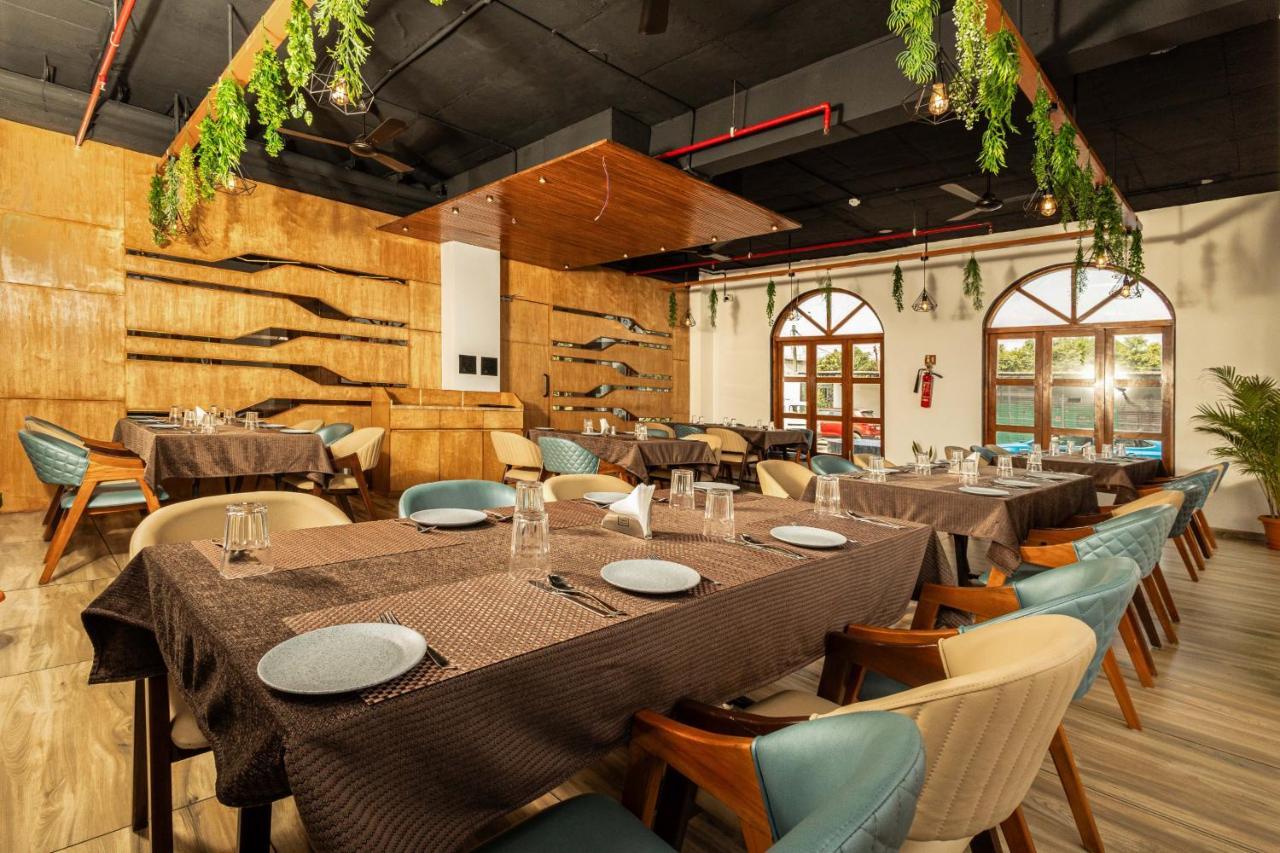 Krown Palace Resort 실바사 외부 사진
